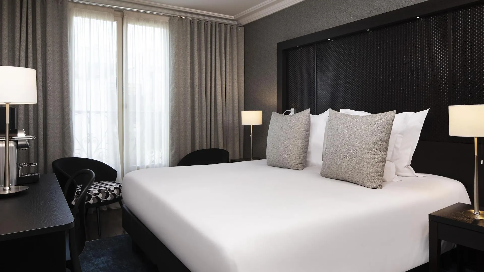 Elysees Regencia Hotel 4*